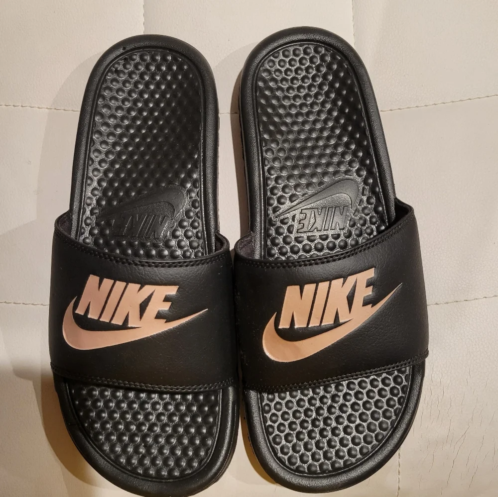 Nike Women's Slide